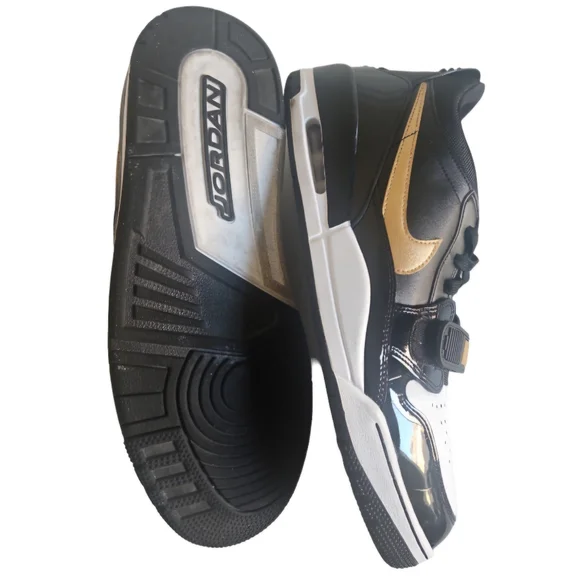 Jordan Legacy 312 Low Top - Picture 8 of 10